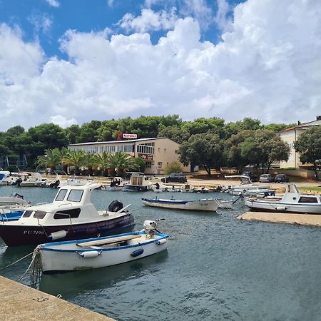 Apartman Luka Banjole Dış mekan fotoğraf