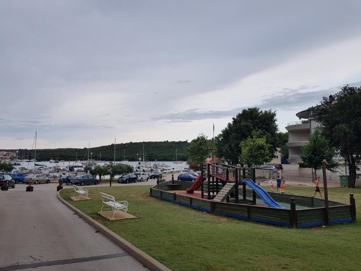 Apartman Luka Banjole Dış mekan fotoğraf